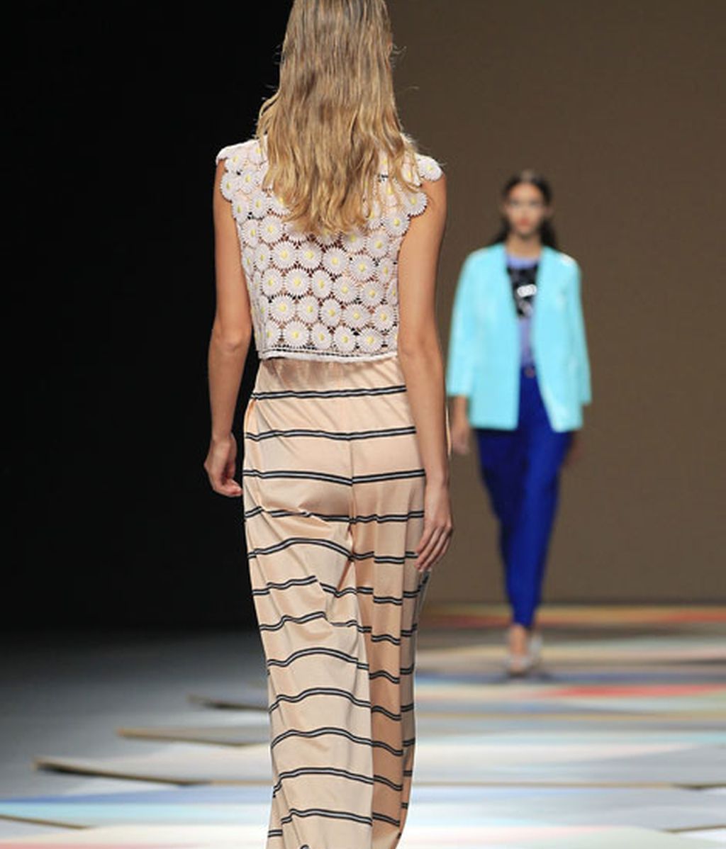 Líneas puras, geometrías y colores empolvados