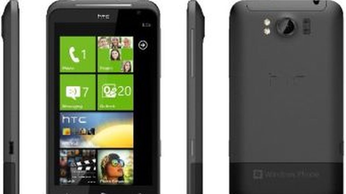 El teléfono inteligente de HTC Titan su gran pantalla de 4,7 pulgadas, la más grande de HTC hasta el momento, insertada en una carcasa de aluminio ultrafina de 9,9 milímetros.