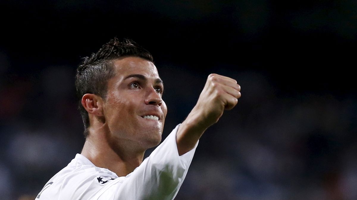 Cristiano celebra uno de sus goles ante el Shakhtar