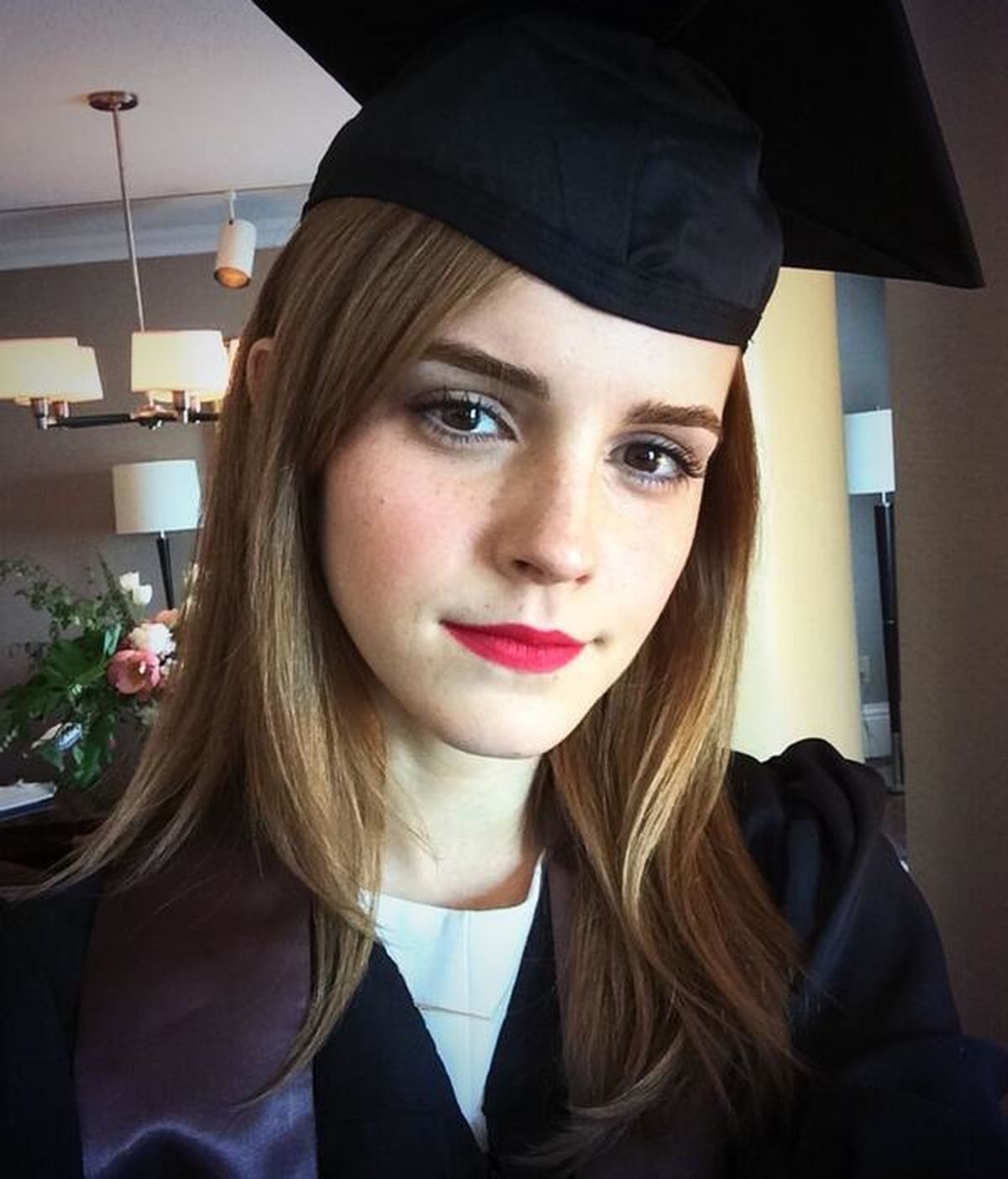 Emma Watson se gradúa