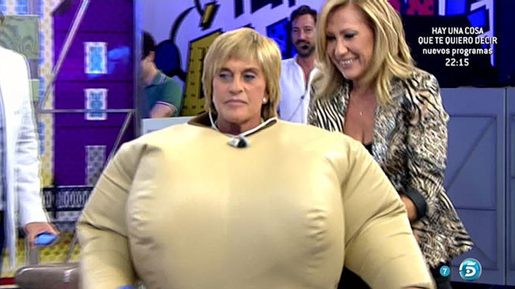 La colaboradora, que corría tras Chelo Gª Cortés, sufre una caída