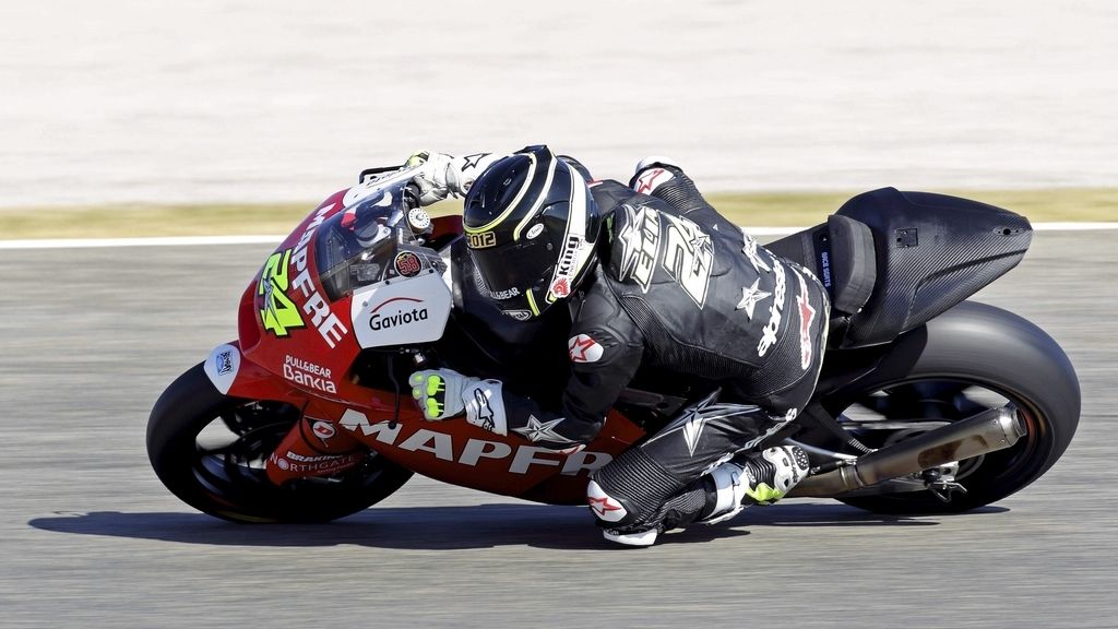 Toni Elías, rodando en Cheste