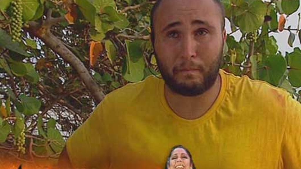 Kiko, emocionado habla con su madre