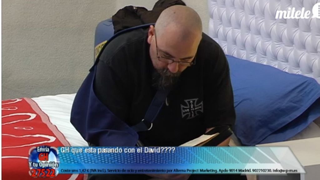 David abandona la casa