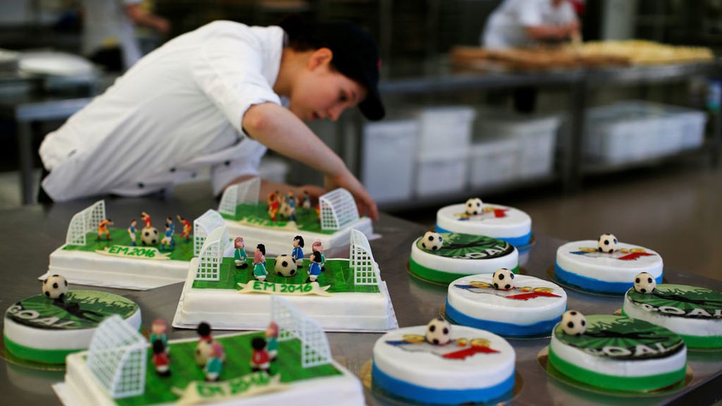 Pasteles de la Euro para endulzar el carácter de los violentos (20/06/2016)
