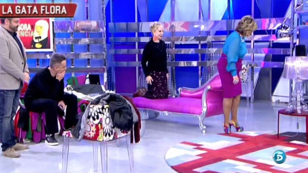 María Teresa Campos le ayuda con la representación animal