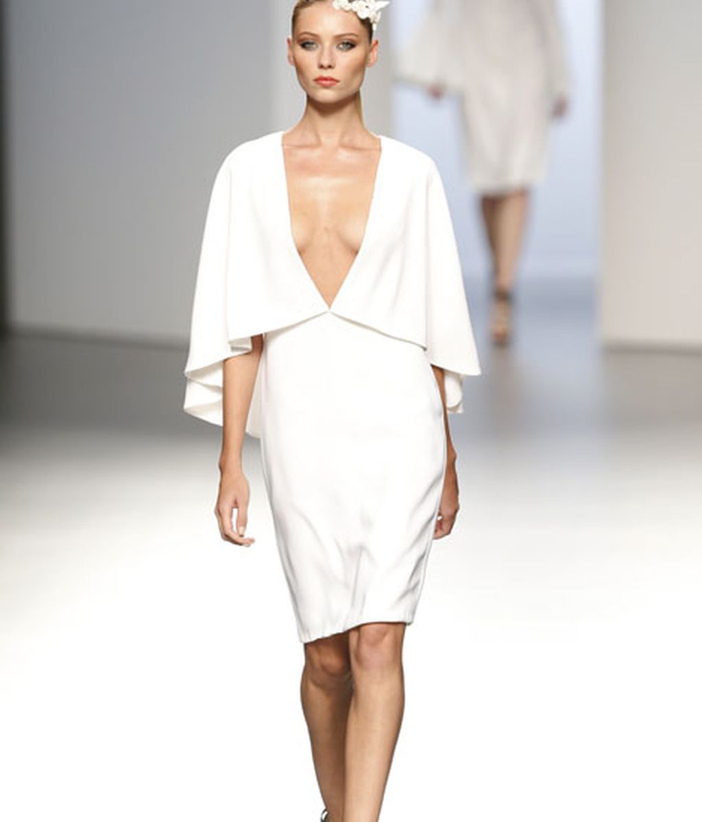 Contención de volúmenes y apuesta por líneas rectas