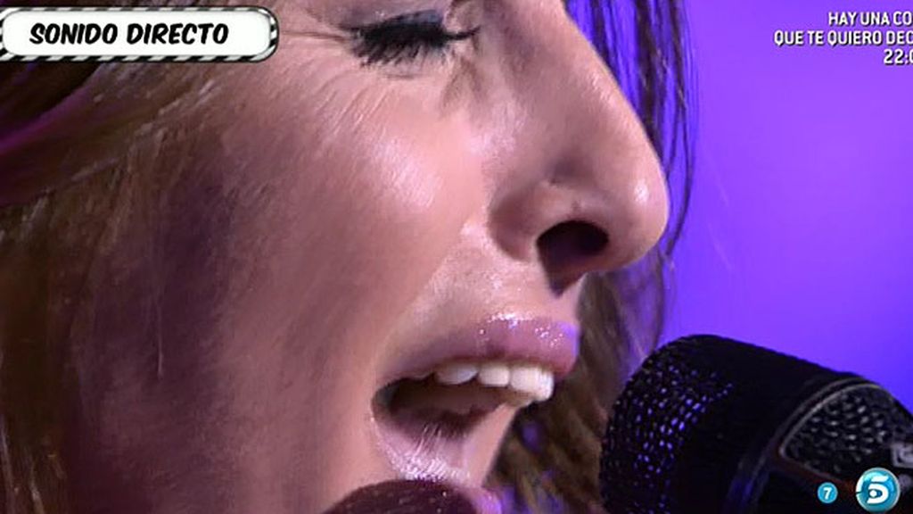 La artista de 'La Voz', actúa en directo en el programa
