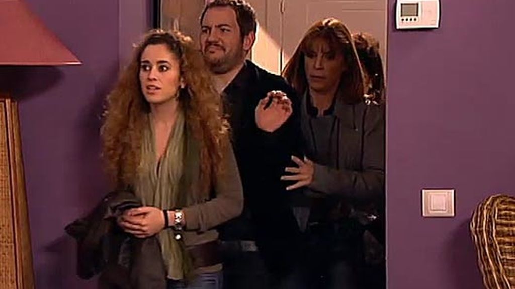Araceli echa a Enrique de su casa