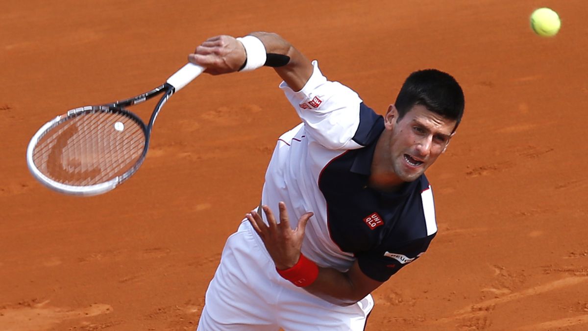 Djokovic barre a Montañés en su debut