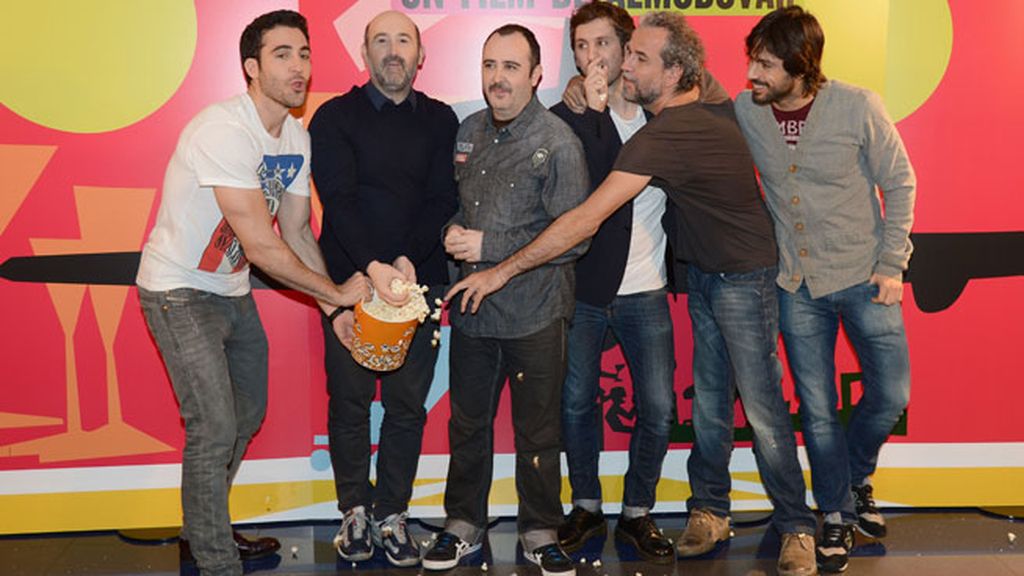Buen rollo en la presentación con Hugo Silva y Blanca Suárez