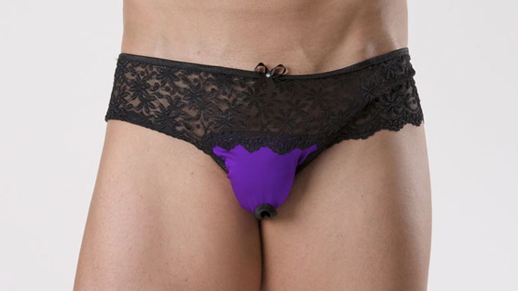 Lencería masculina muy femenina