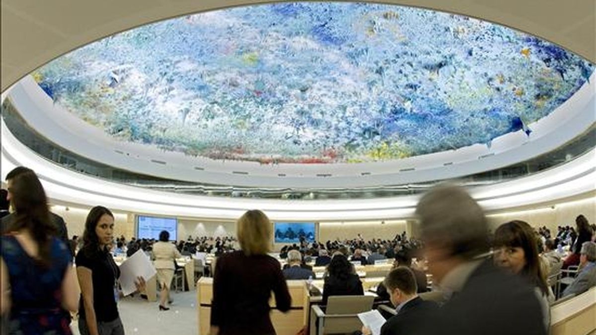 Vista de la Sala XX del Palacio de las Naciones durante el Consejo de Derechos Humanos de la ONU en Ginebra, Suiza, el pasado 26 de mayo. En Ginebra, Human Rights Watch, la Organización Mundial Contra la Tortura y grupos de exiliados denunciaron que tuvieron dificultades para expresar su visión sobre Cuba ante el Consejo. EFE/Archivo