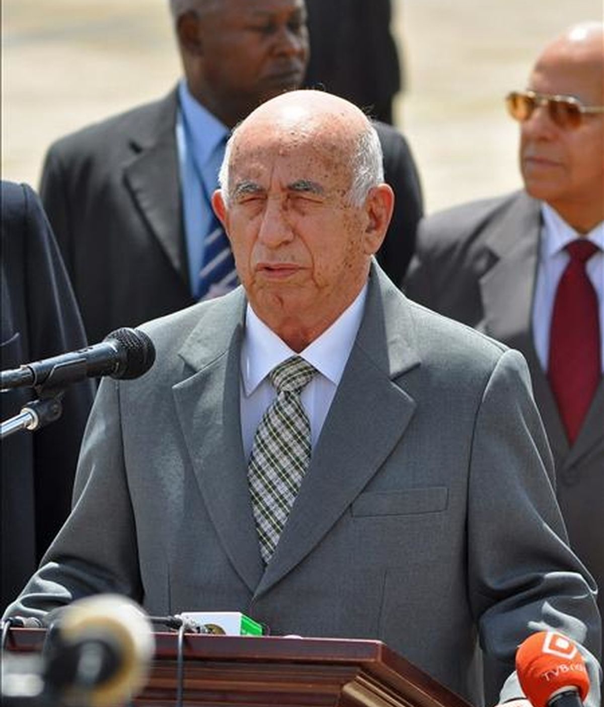 Machado Ventura viaja a Brasilia acompañado del ministro cubano de Relaciones Exteriores, Bruno Rodríguez, y del secretario del Consejo de Estado de Cuba, Homero Acosta, según precisa una nota publicada por el diario Granma. EFE/Archivo Machado Ventura viaja a Brasilia acompañado del ministro cubano de Relaciones Exteriores, Bruno Rodríguez, y del secretario del Consejo de Estado de Cuba, Homero Acosta, según precisa una nota publicada por el diario Granma. EFE/Archivo