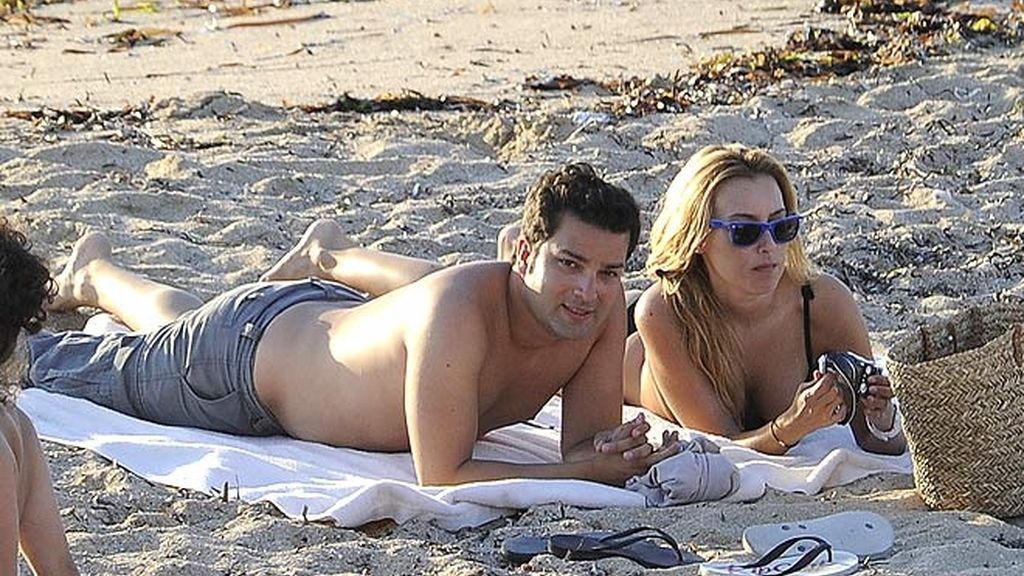 Berta Collado en Ibiza con... otro