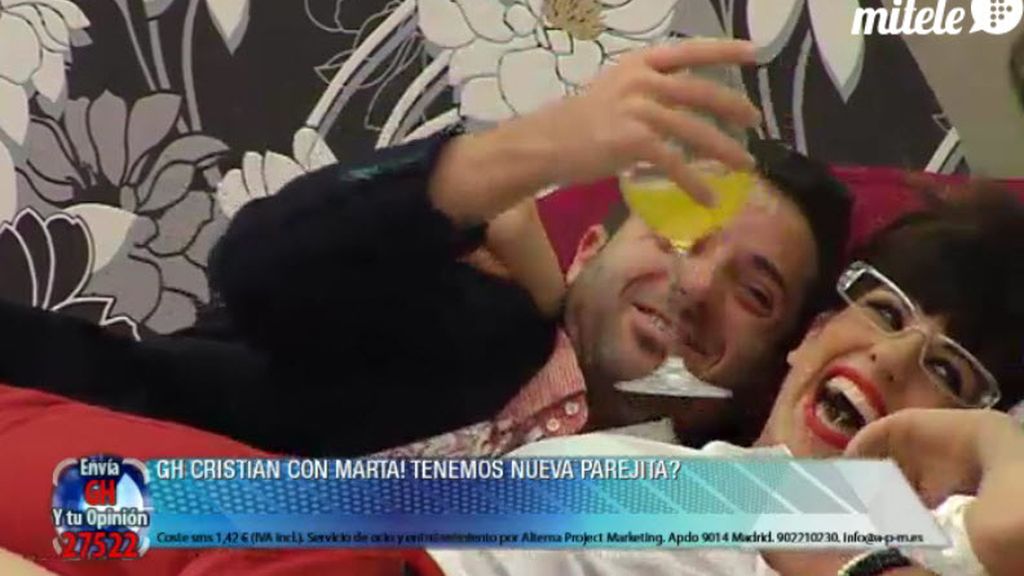 Marta y Cristian, muy juntitos en la fiesta de GH