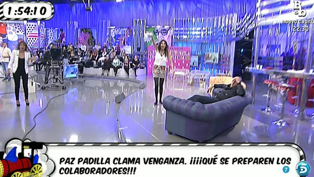 La presentadora recorrió Telecinco en busca de los colaboradores