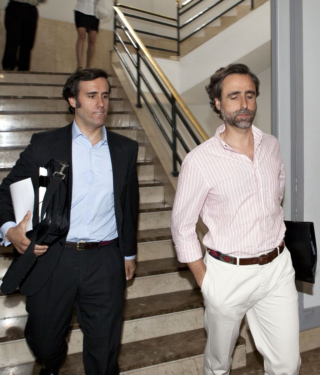 Los hermanos Zoilo (i) y Pablo a su llegada a los juzgados de Palma