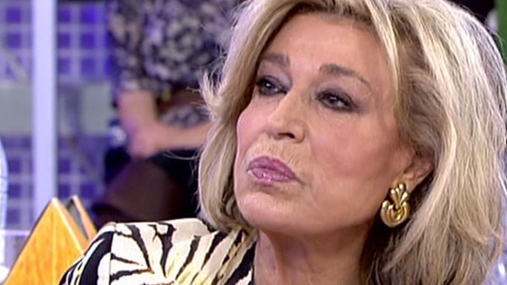 El presentador cambia la americana por el uniforme