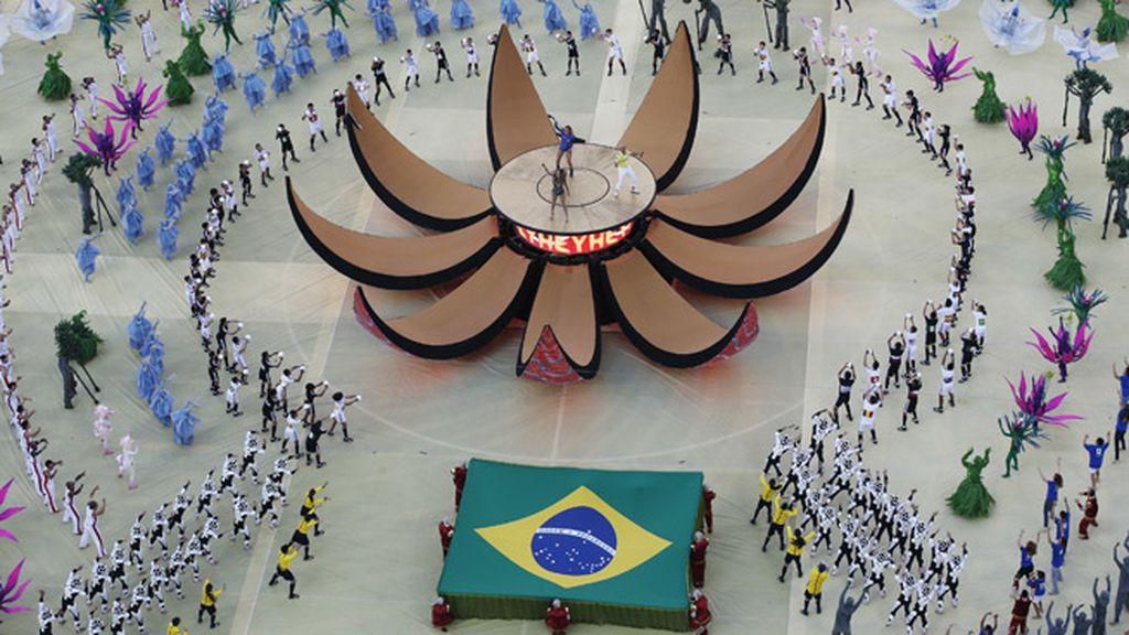 Una ceremonia a base de Pitbull y Capoeira