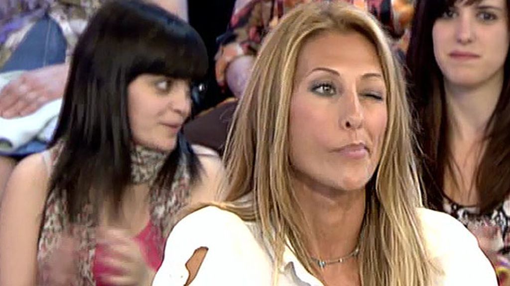 Primero se enfrenta con Lydia, luego con Raquel y Chelo se queja de sus gritos
