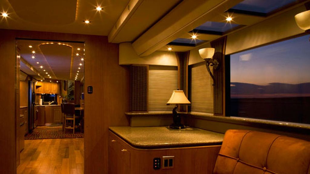 El lujoso camerino de Ashton Kutcher para 'Dos hombres y medio'