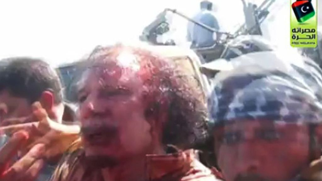 Gadafi, una muerte mediática