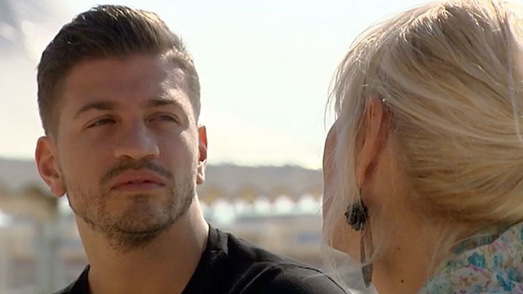 Leo y su madre no comparten gustos pero sí objetivo: encontrar a la mujer ideal