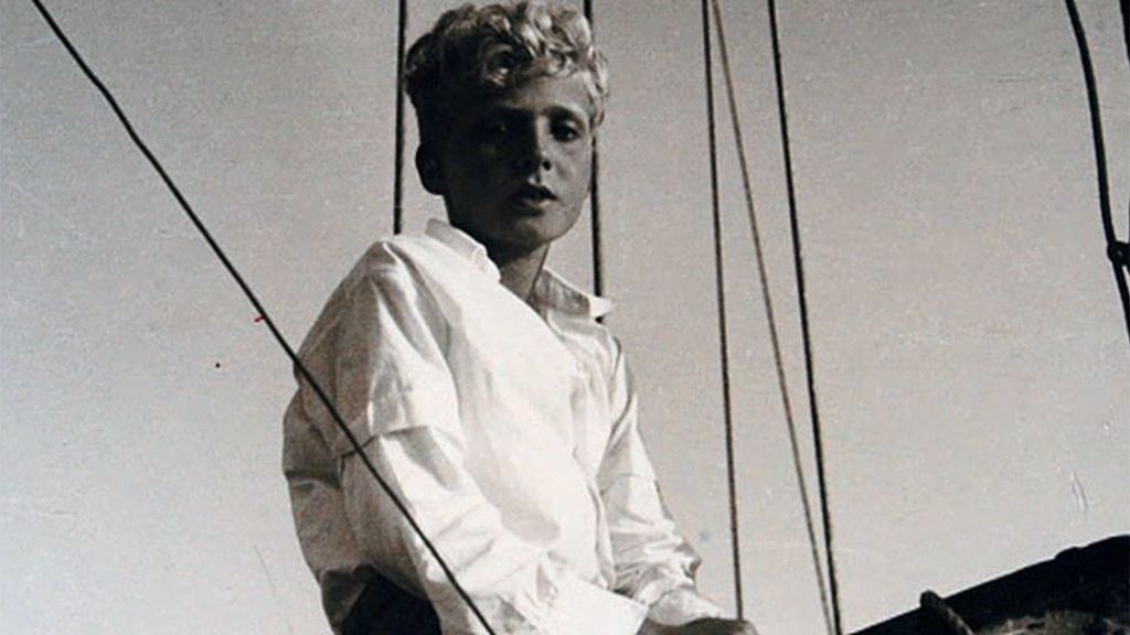 Su infancia y adolescencia en Estoril y Las Jarillas