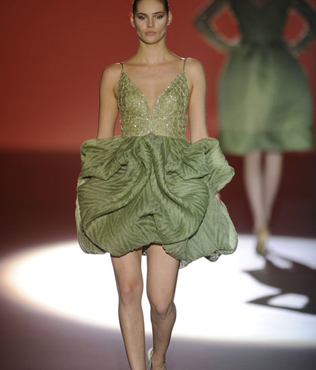 Hannibal Laguna: El regreso a la costura clásica