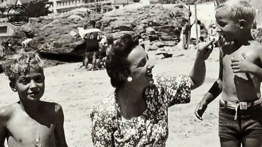 Su infancia y adolescencia en Estoril y Las Jarillas