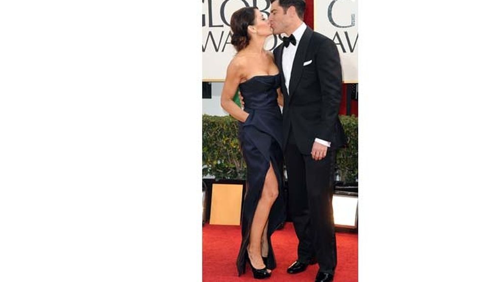 Tess Sanchez y Max Greenfield