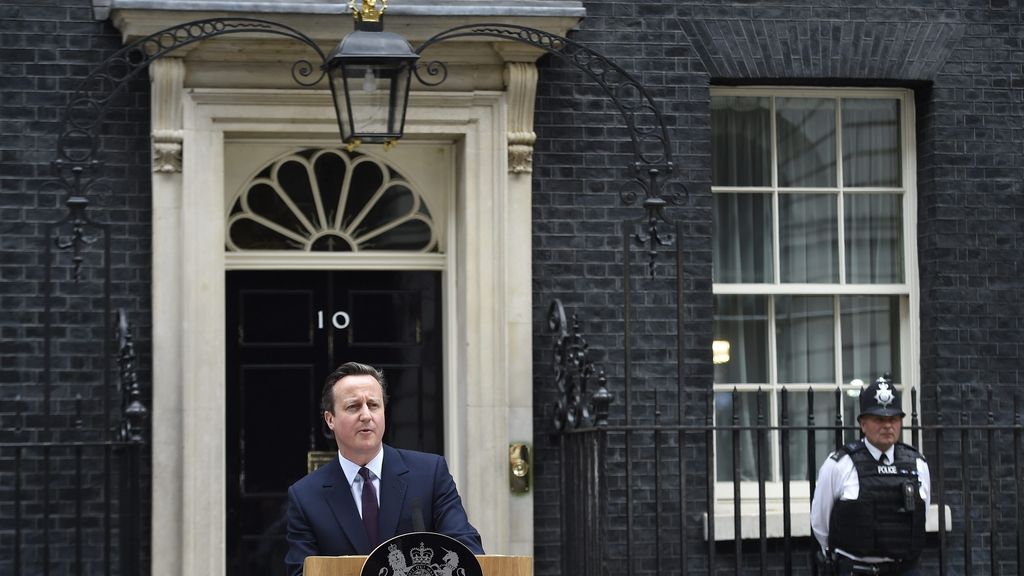 Cameron promete el referéndum de la Unión Europea al asumir nuevo mandato