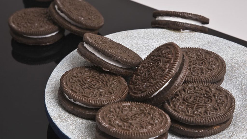 Alimentos y objetos hechos de piedra