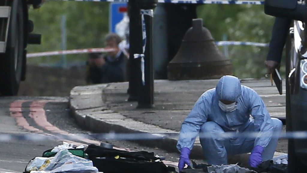 Dos hombres matan a un soldado británico al sur de Londres