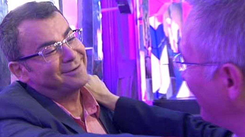 Javier Sardá visita el plató de 'Sálvame'