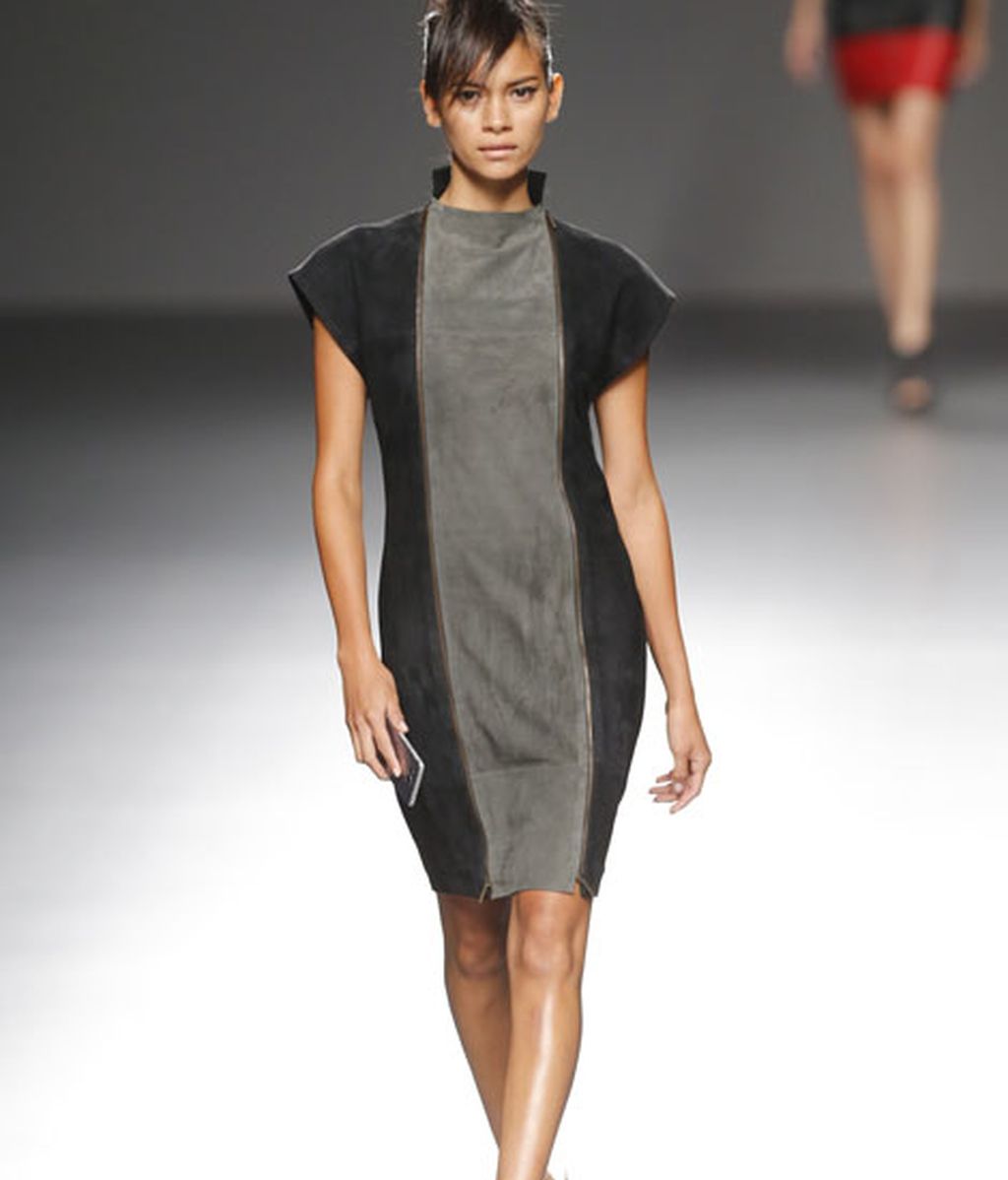 Rojos brillantes y colores de la tierra