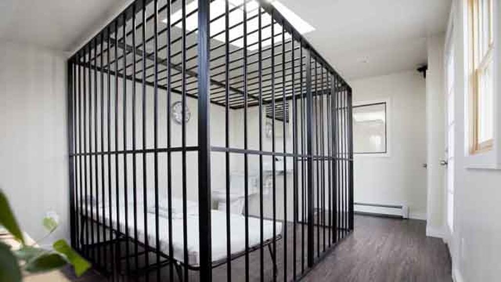 Un artista chino alquila su obra de arte para poder dormir