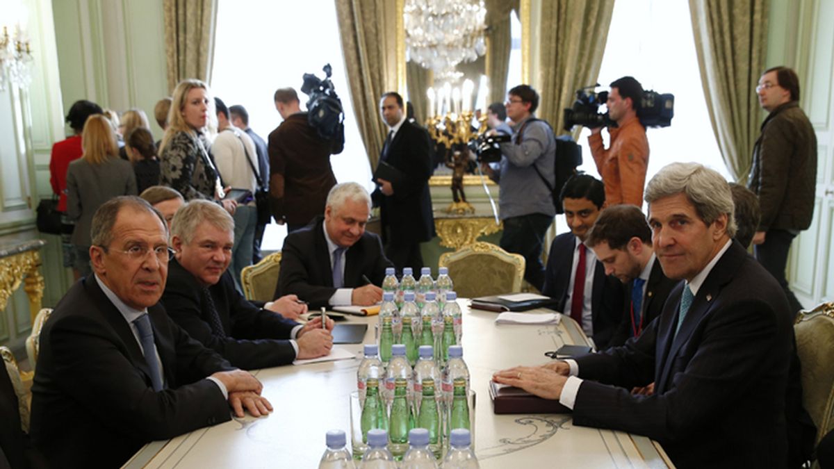 Kerry y Lavrov dialogan sobre la crisis en Crimea