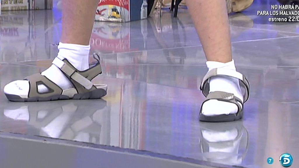 Los calcetines de Amador Mohedano provocaron la sorpresa en 'Supervivientes'