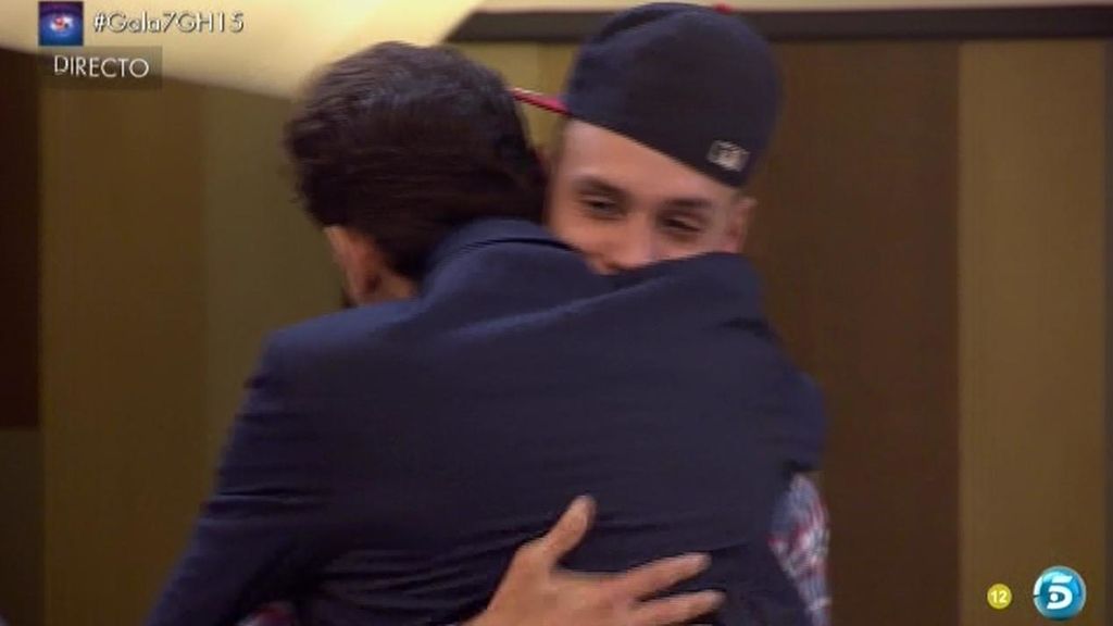 La concursante no puede contener su alegría