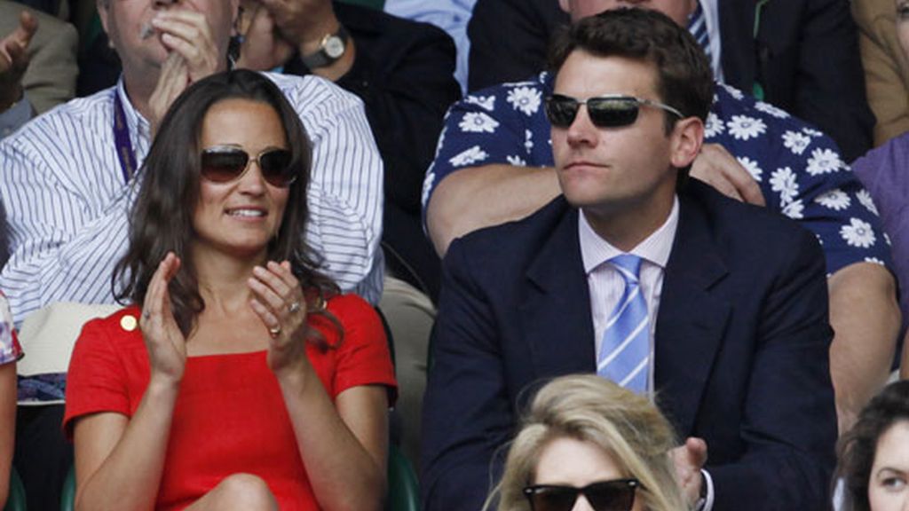 Pippa Middleton continúa con su novio, el financiero Alex Loudon