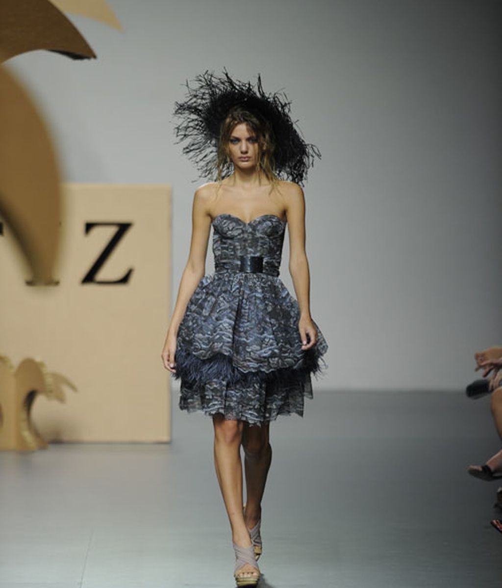 Ion Fiz trae sus tejidos del trópico