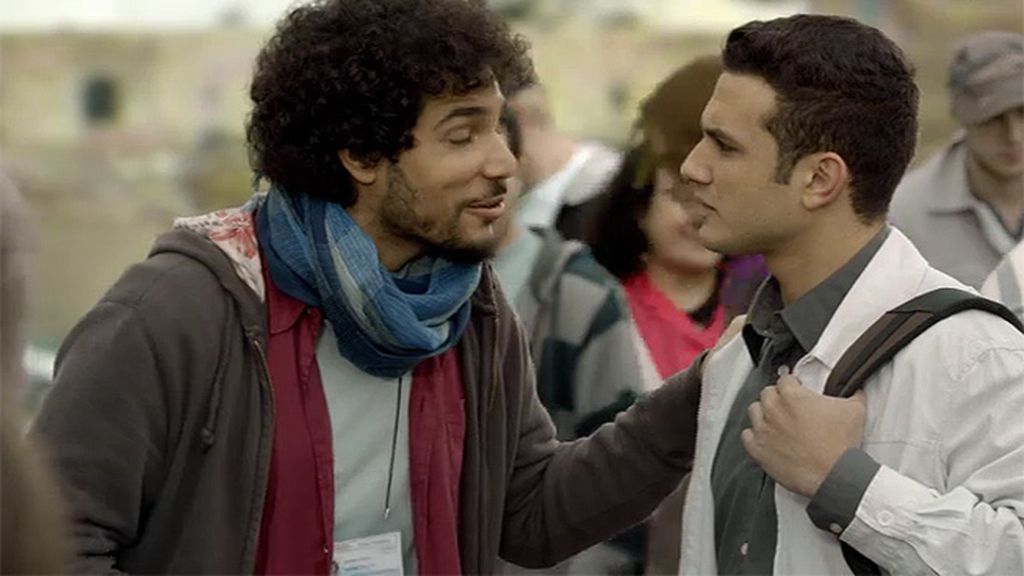 El joven se hace pasar por un turista