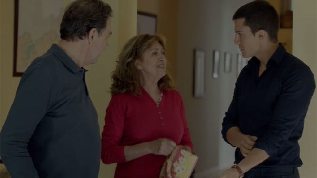 Morey se emociona en el reencuentro con su padre