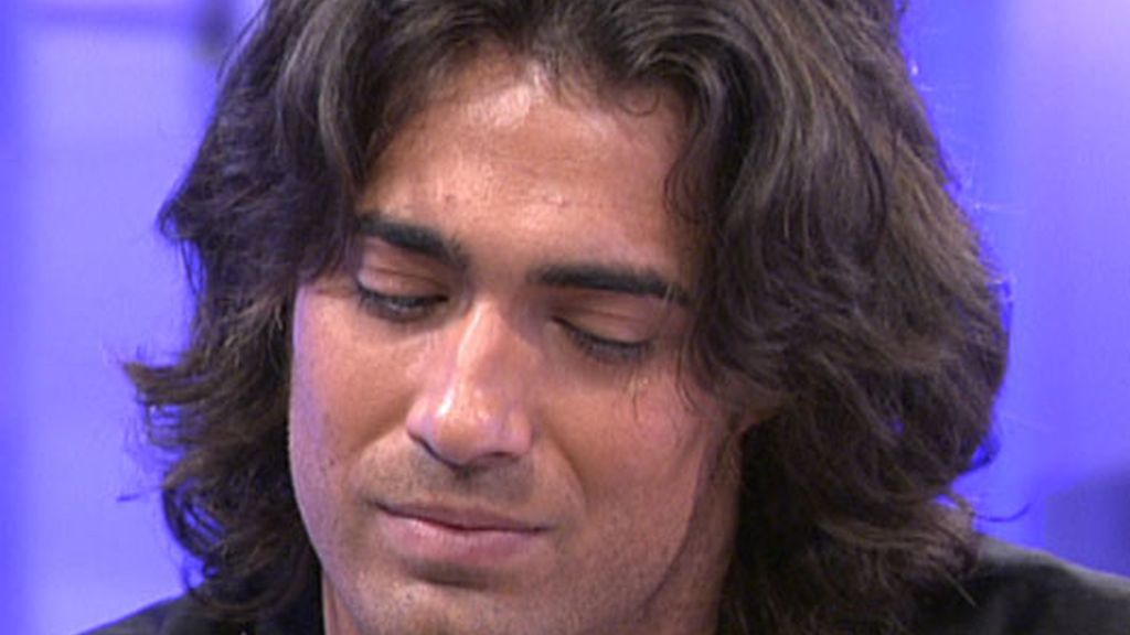 Reche se derrumba en plató