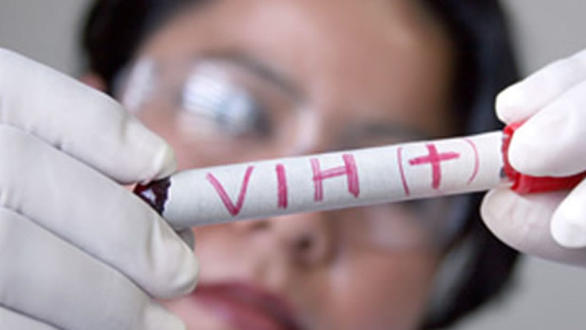 Investigadores españoles desarrollan una crema que impide la transmisión del VIH