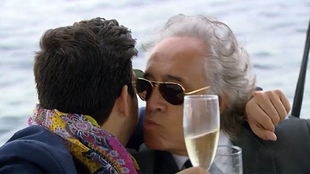 Armando y Alexis, dos hombres de negocios que buscan la mujer perfecta