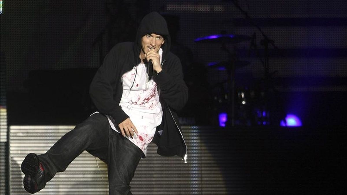 Eminem (en la imagen), con diez candidaturas, parte como el gran favorito para los Grammy, seguido de cerca por las siete nominaciones obtenidas por Bruno Mars y las seis logradas por Lady Gaga, Lady Antebellum y Jay-Z. EFE/Archivo Eminem (en la imagen), con diez candidaturas, parte como el gran favorito para los Grammy, seguido de cerca por las siete nominaciones obtenidas por Bruno Mars y las seis logradas por Lady Gaga, Lady Antebellum y Jay-Z. EFE/Archivo