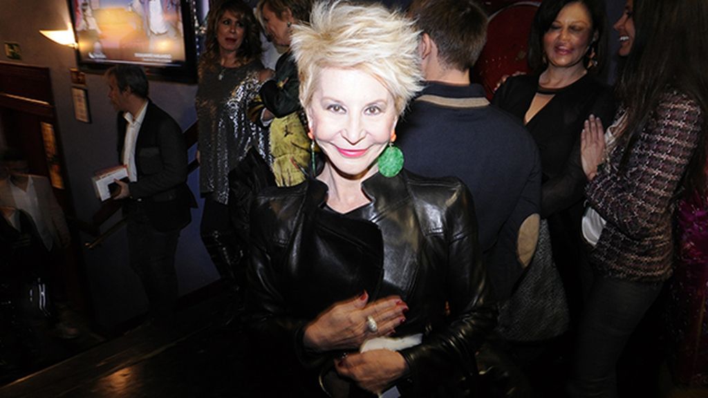 No podía faltar otra de las estrellas de Sálvame: Karmele Marchante